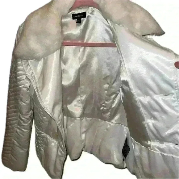Vintage Bebe Satin white puffer corset jacket with a rabbit fur collar - Picture 5 of 9